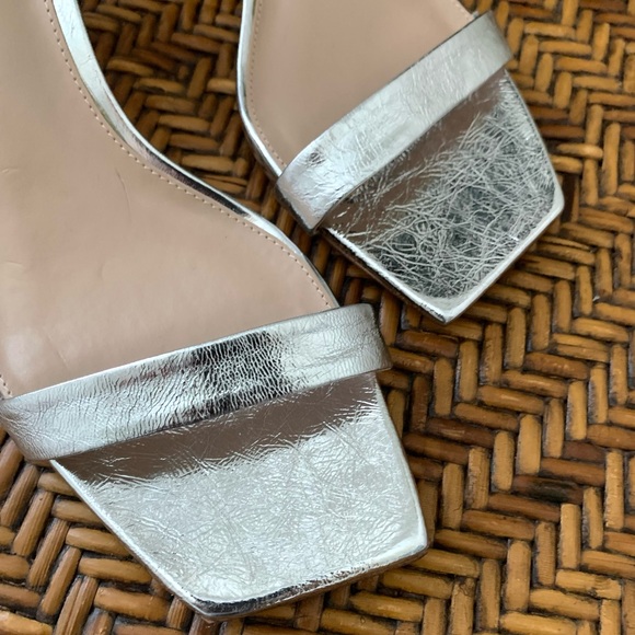 Sam Edelman Silver Rayelle Goatskin Leather Heels - Picture 6 of 16